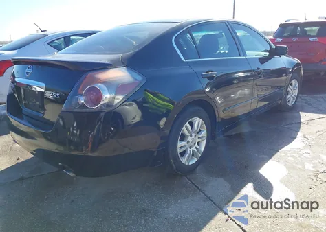 2011 Nissan Altima 2.5 S z USA, uszkodzony, nr VIN 1N4AL2AP8BN403254